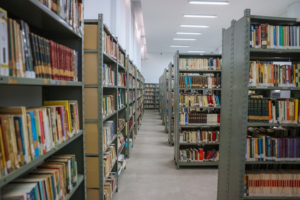 Mesmo em reforma, biblioteca de Santa Maria realizou mais de 300 empréstimos de obras em 2024
