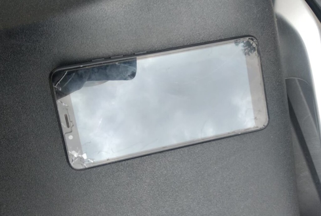 Aluno é suspenso em Santa Maria por tentar usar celular em sala de aula