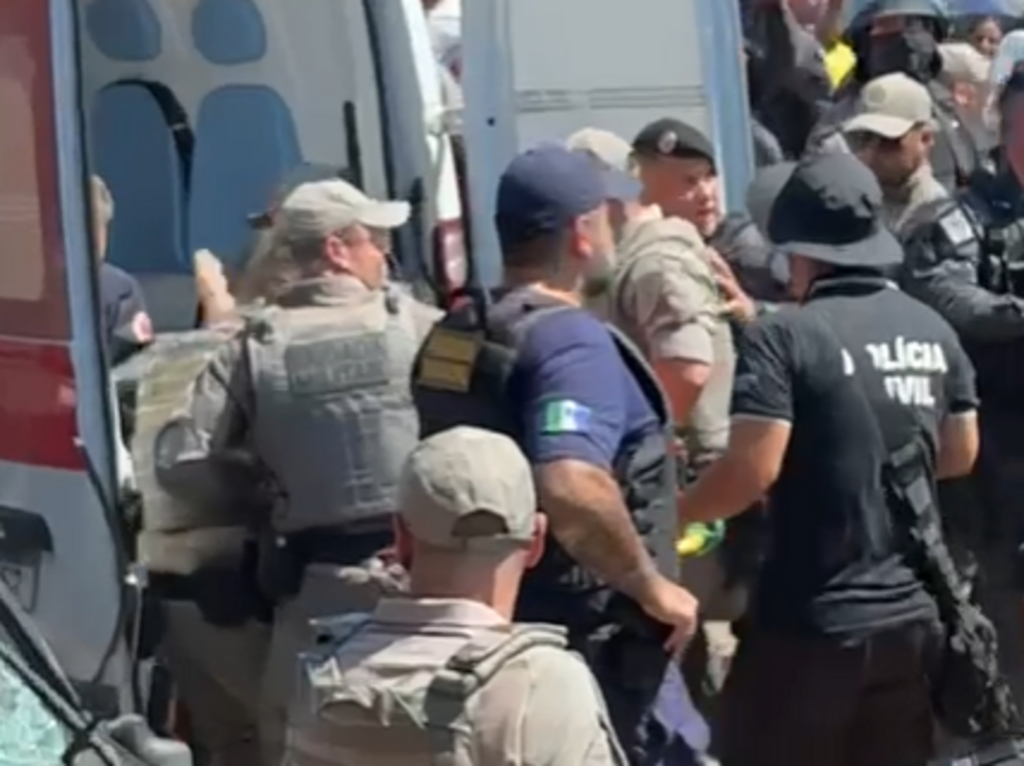 título imagem VÍDEO: PMs de Santa Maria resgatam menina de 9 anos mantida em cárcere privado no litoral do RS; suspeito morreu