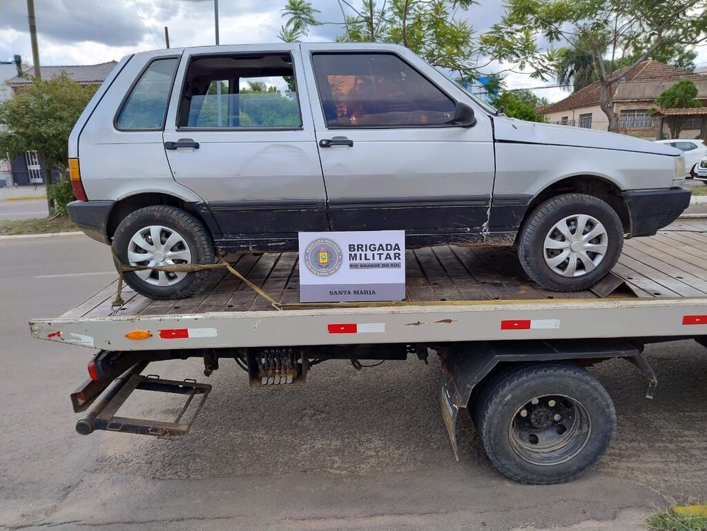 título imagem Homem é preso após furtar carro no centro de Santa Maria