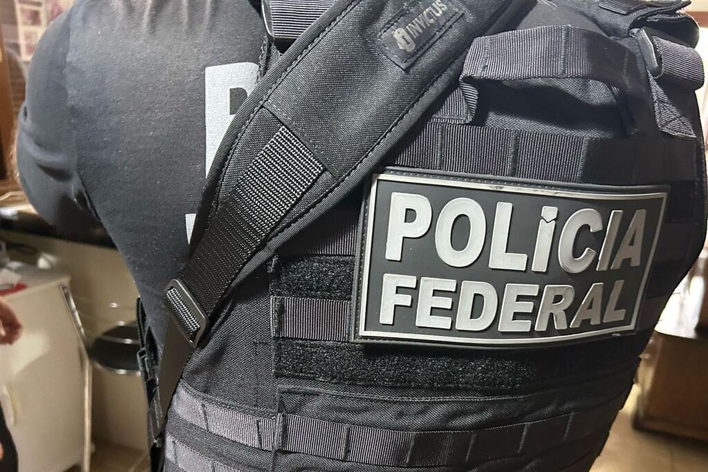 PF deflagra operação contra grupo criminoso após tentativa de corrupção de estagiário do INSS