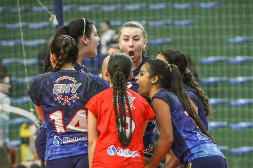 Associação Vôlei Futuro realiza seletiva no sábado