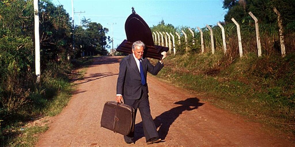 Vaticano já analisa questões jurídicas do suposto milagre atribuído ao diácono Pozzobon; avanço terá impactos no turismo na região