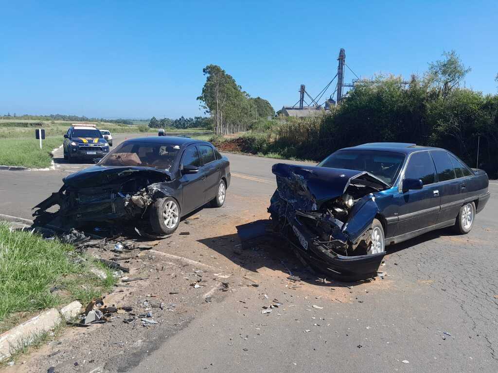 Duas pessoas ficam feridas em acidente na BR-287 nesta segunda-feira