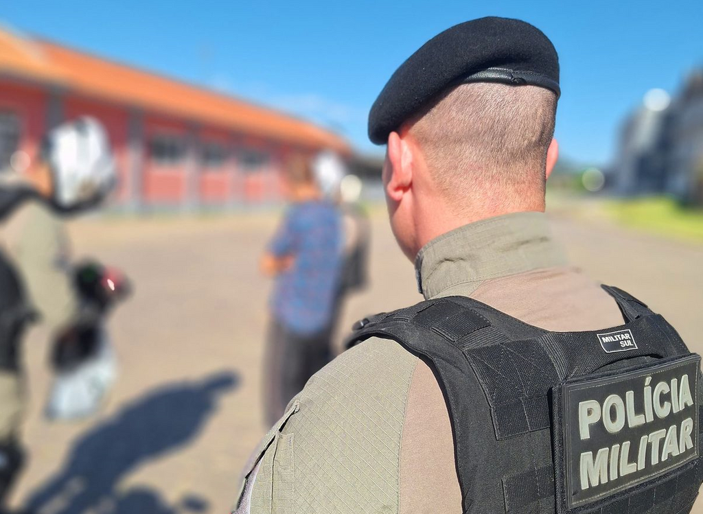 Dois foragidos são presos pela Força Tática em Santa Maria