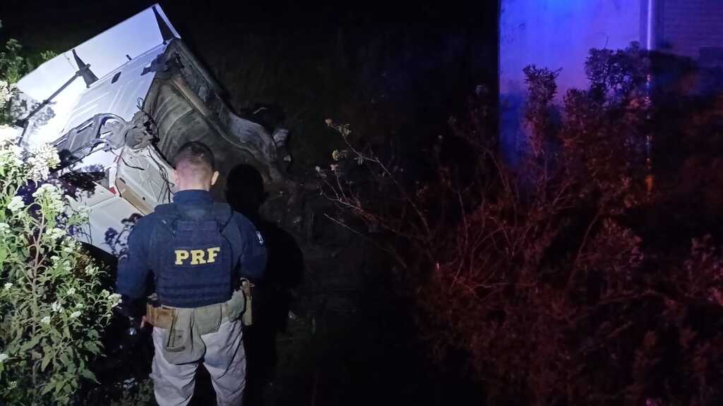 título imagem Caminhoneiro de 70 anos morre em acidente na BR-158