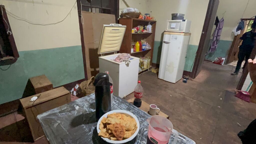 título imagem Paraguaios e brasileiro presos em fábrica clandestina de cigarros em Agudo são soltos pela Justiça