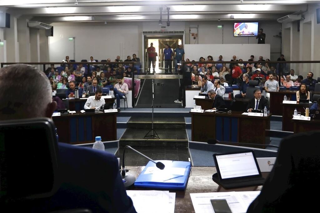 Confira todas as 21 frentes criadas na Câmara e seus 15 presidentes