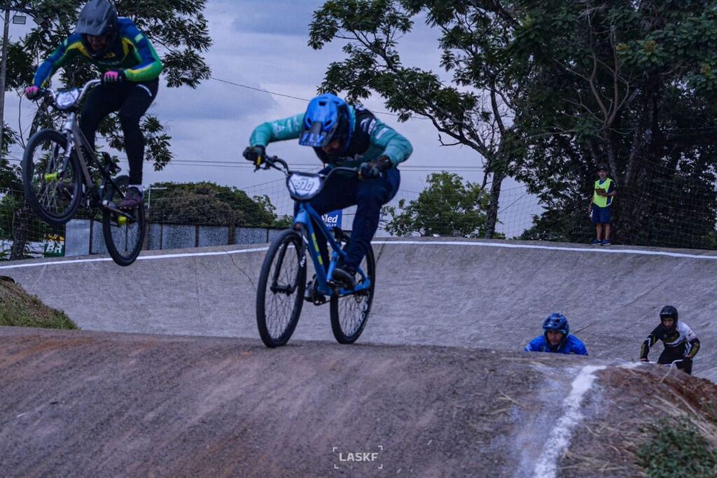 Bicicross de Santa Maria esteve na Copa Verão em Santa Cruz do Sul