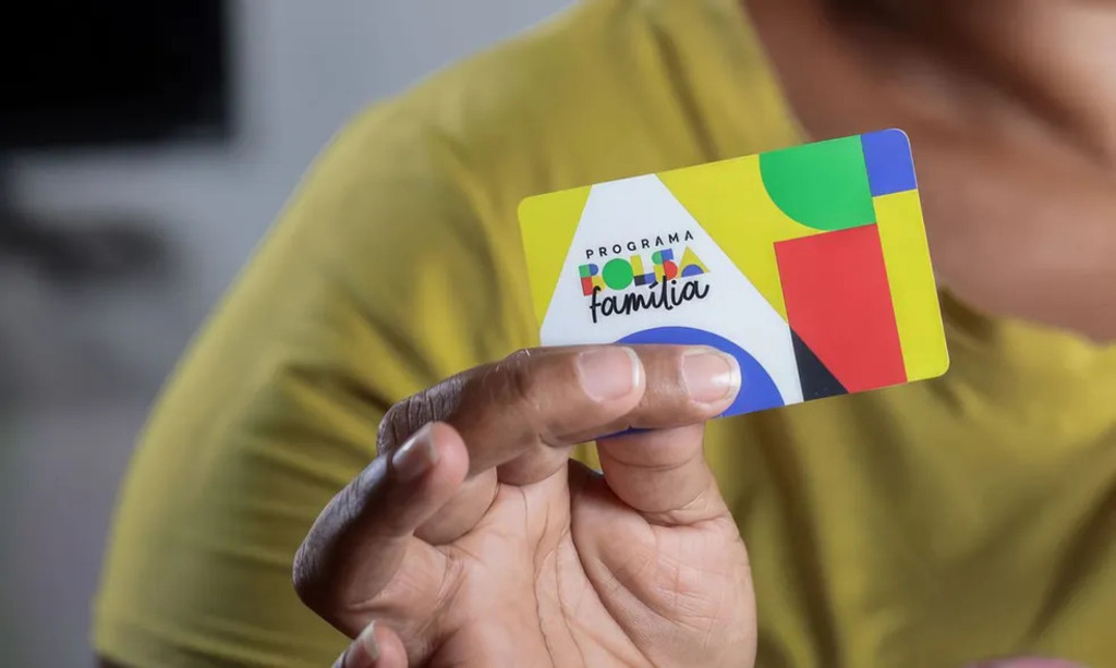 Novo decreto do Bolsa Família restringe acesso e altera regras de permanência