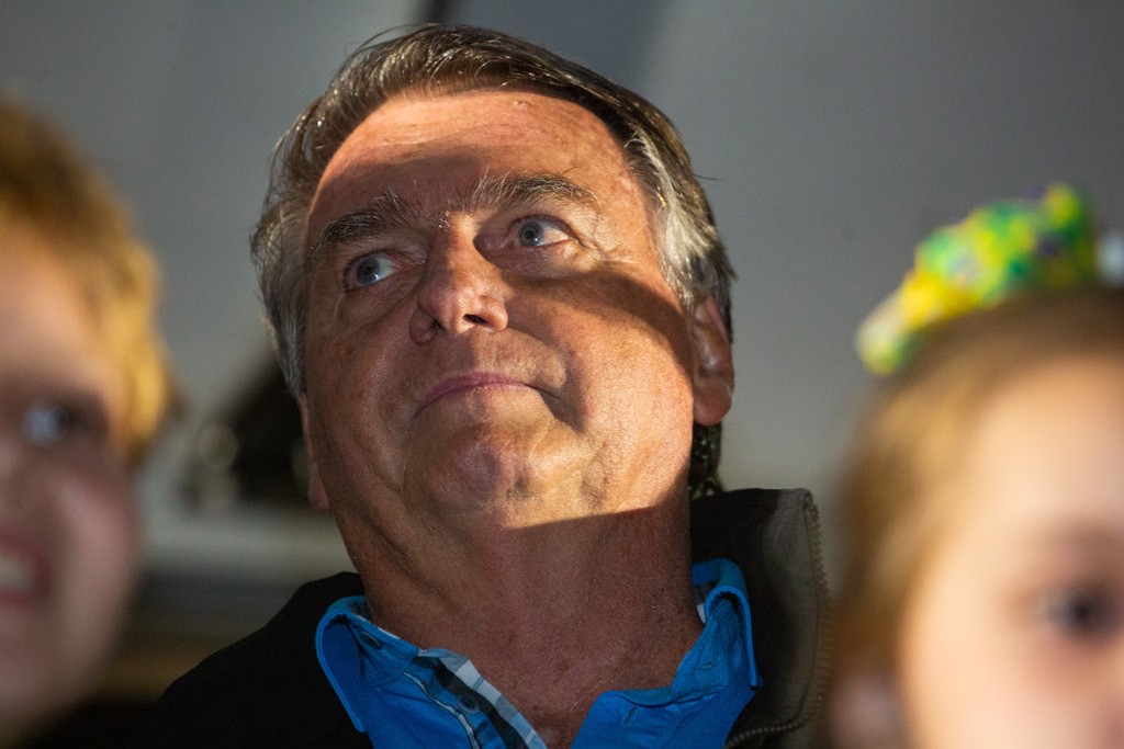 AO VIVO: STF retoma julgamento que pode decidir se Bolsonaro e mais sete viram réus pelos atos de 8 de janeiro de 2022