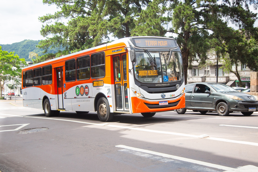 Foto: Beto Albert (Diário - Legislativo manteve o corte de gratuidades no transporte coletivo para professores públicos e privados, agentes da segurança e trabalhadores
