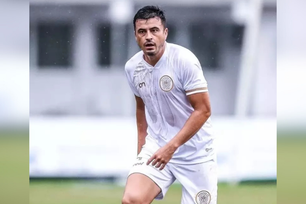 Experiente lateral-direito é o novo reforço do Inter-SM para a temporada Experiente lateral-direito é o novo reforço do Inter-SM para a temporada