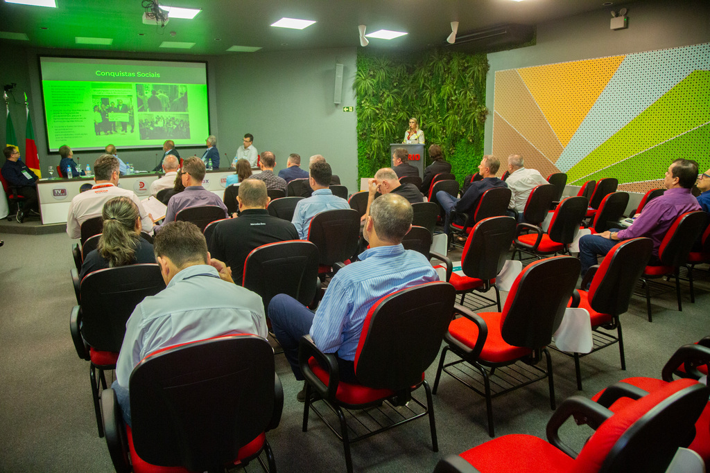 Foto: Beto Albert - Evento ocorreu na tarde desta quinta-feira, na sede do Grupo Diário