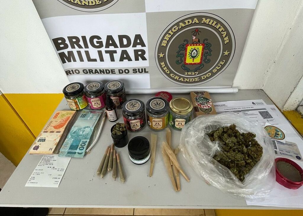 Argentinos são presos por tráfico internacional de drogas na RSC-287, em Santa Maria