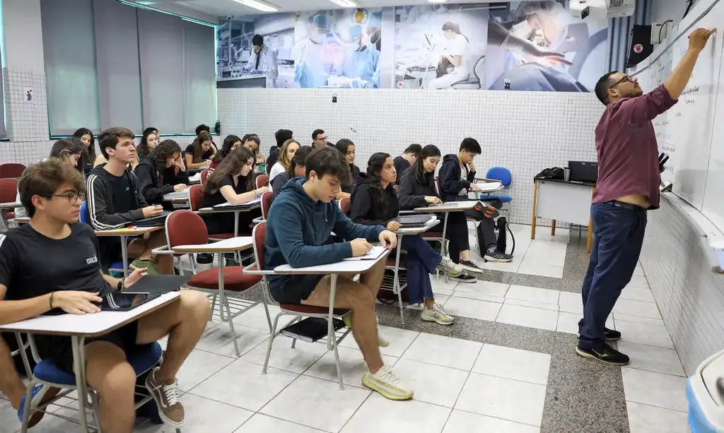 título imagem Pé-de-Meia Licenciaturas: estudantes têm até domingo para finalizar pré-inscrição