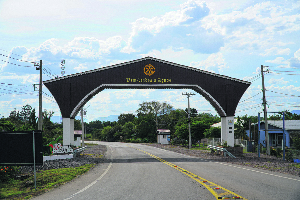 AMCENTRO parabeniza os municípios aniversariantes do primeiro trimestre de 2025
