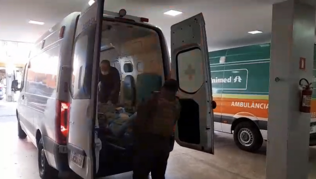 Dois passageiros de ônibus da UFSM envolvido em acidente no Vale do Taquari estão internados em estado grave em Lajeado