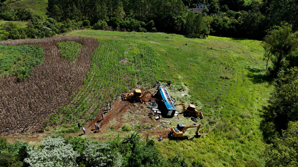 Saiba quem são as sete vítimas fatais do acidente com ônibus da UFSM; todos eram calouros do curso de paisagismo do Politécnico