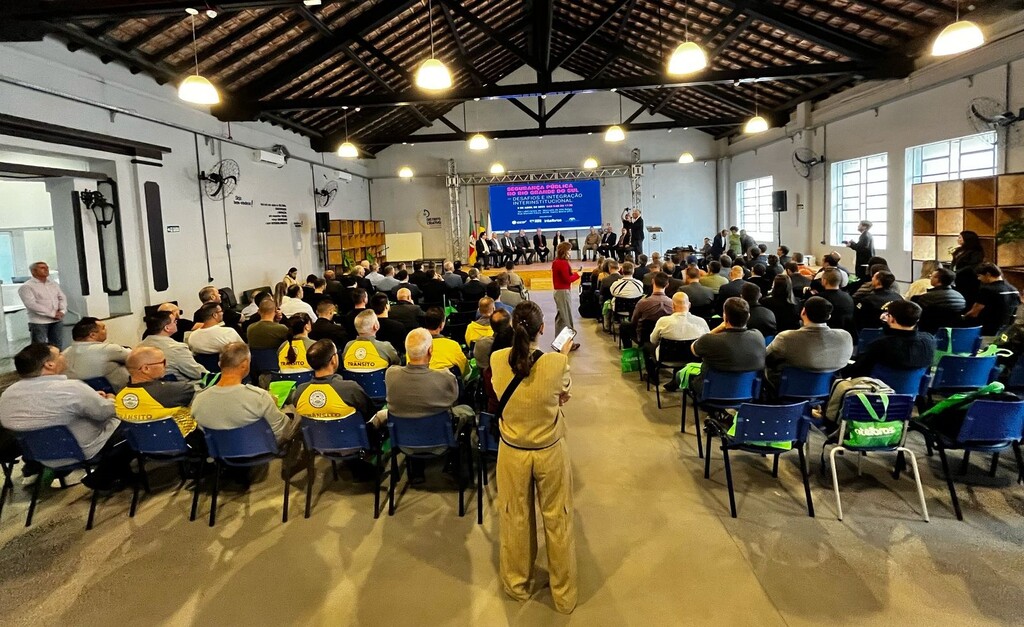 título imagem Seminário debate segurança pública e integração entre instituições em Santa Maria