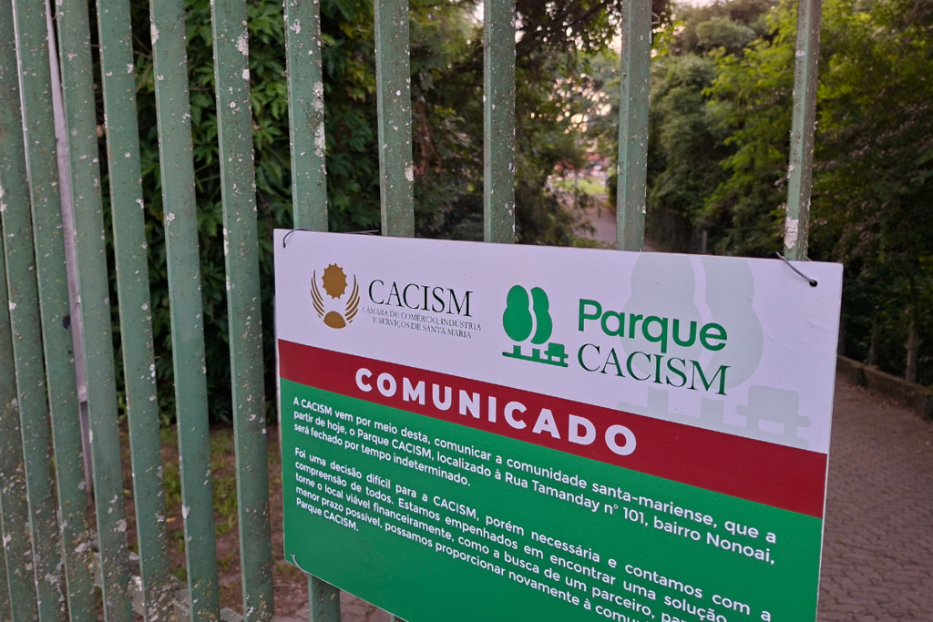 Cacism busca alternativas para reabrir parque; área foi fechada pelos altos custos de manutenção e pelo vandalismo Cacism busca alternativas para reabrir parque; área foi fechada pelos altos custos de manutenção e pelo vandalismo