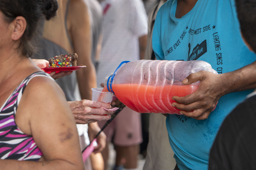 Projeto Café da Tarde Social busca doações para evento de Páscoa para população vulnerável em Santa Maria