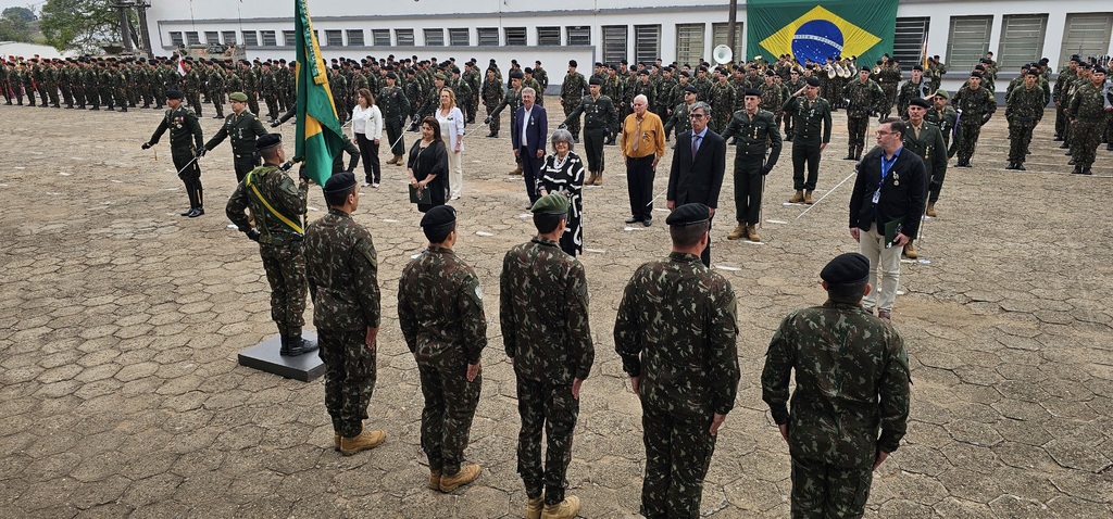 Solenidade e homenagens marcam o Dia do Exército em Santa Maria
