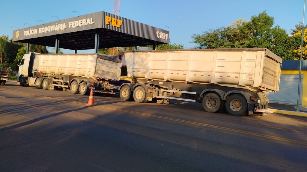 título imagem PRF prende motorista embriagado em Cruz Alta