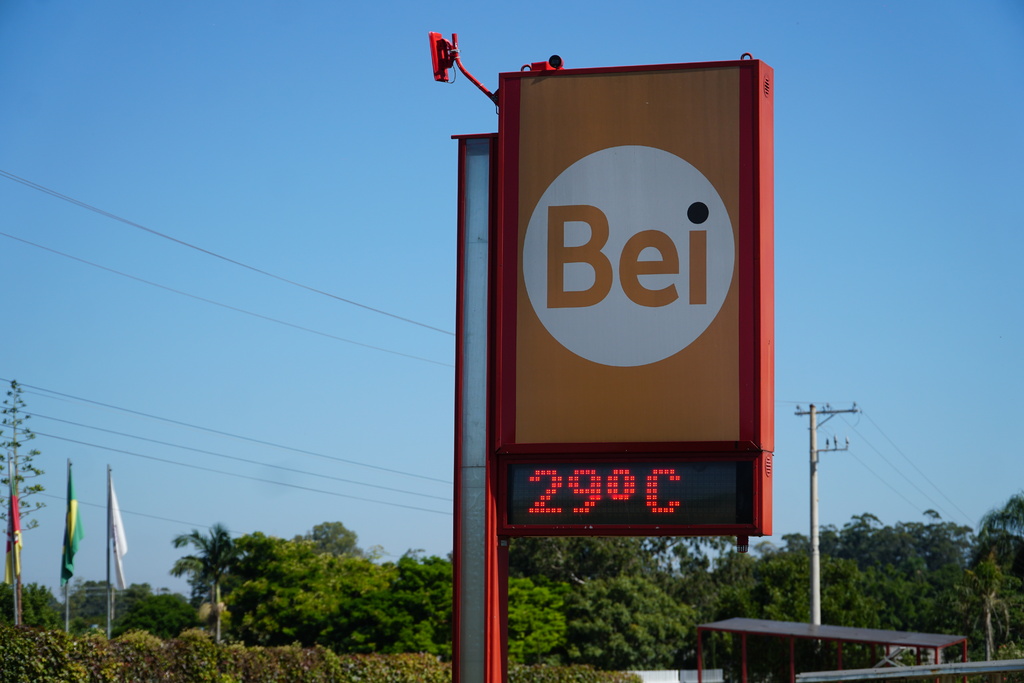 Sexta-feira Santa inicia com nevoeiro, mas sol volta à tarde; temperaturas devem despencar no fim de semana