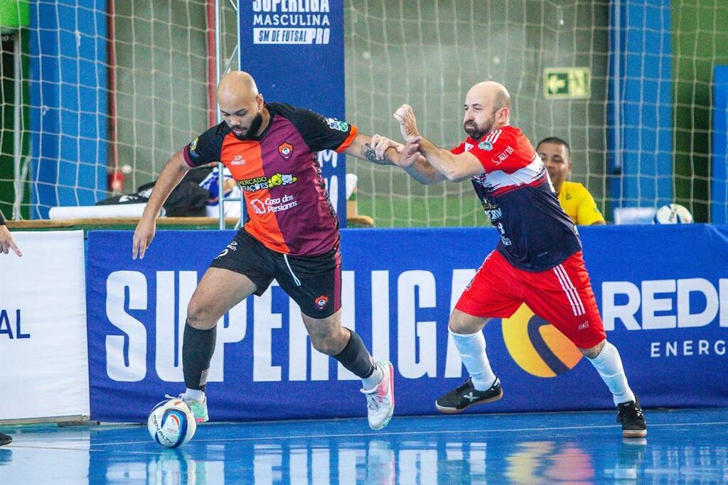 Superliga Rede Sul Energia Solar de Futsal Pro começa com a disputa de oito partidas no CDM; confira os resultados da primeira rodada