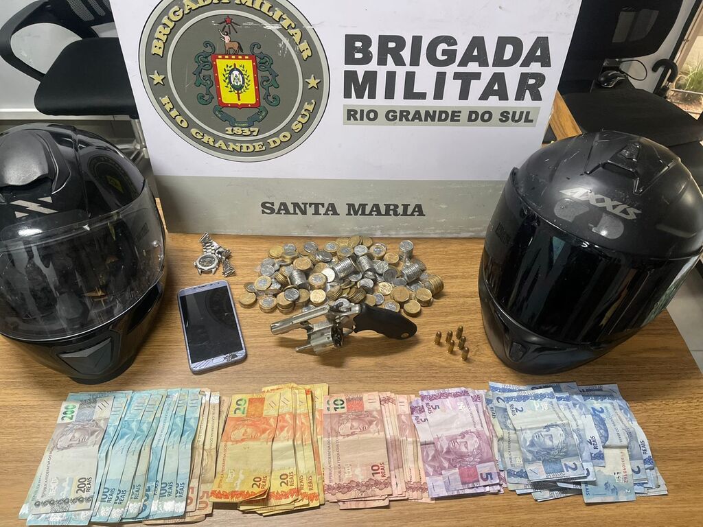 Criminosos são presos pela Brigada Militar após assalto a posto bancário na CDL de Santa Maria