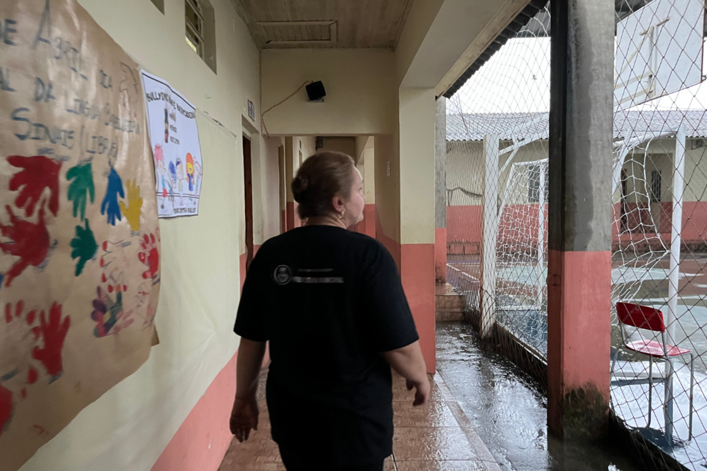 Diretora da escola de Isabelly diz que estudante nunca chegou na aula com sinais de violência doméstica