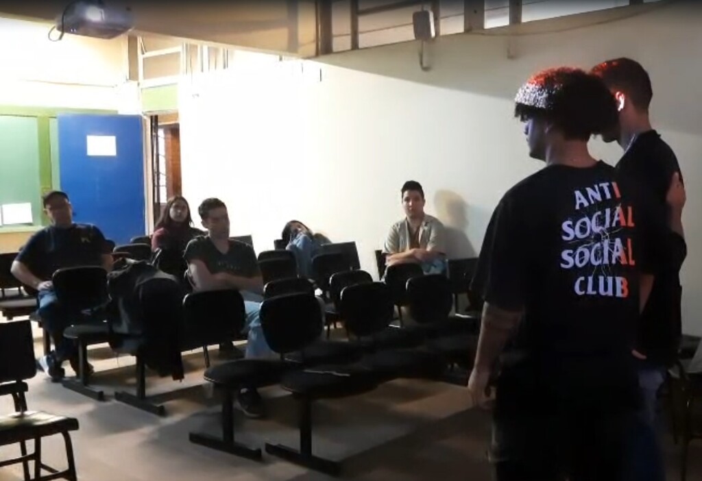 Projeto desperta o interesse pela filosofia em sala de aula