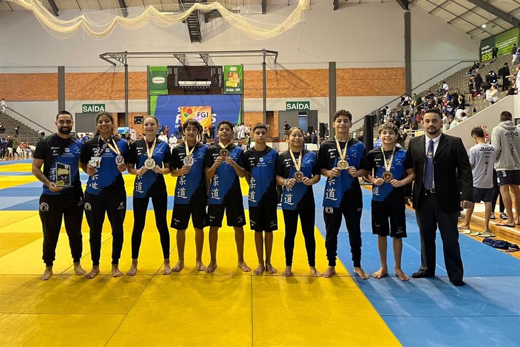 Judocas do Avenida Tênis Clube marcam presença no Estadual