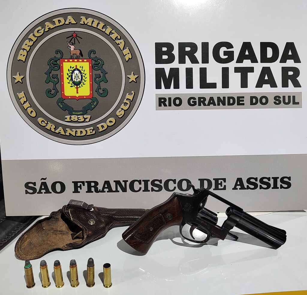 Homem é preso por porte ilegal de arma em São Francisco de Assis