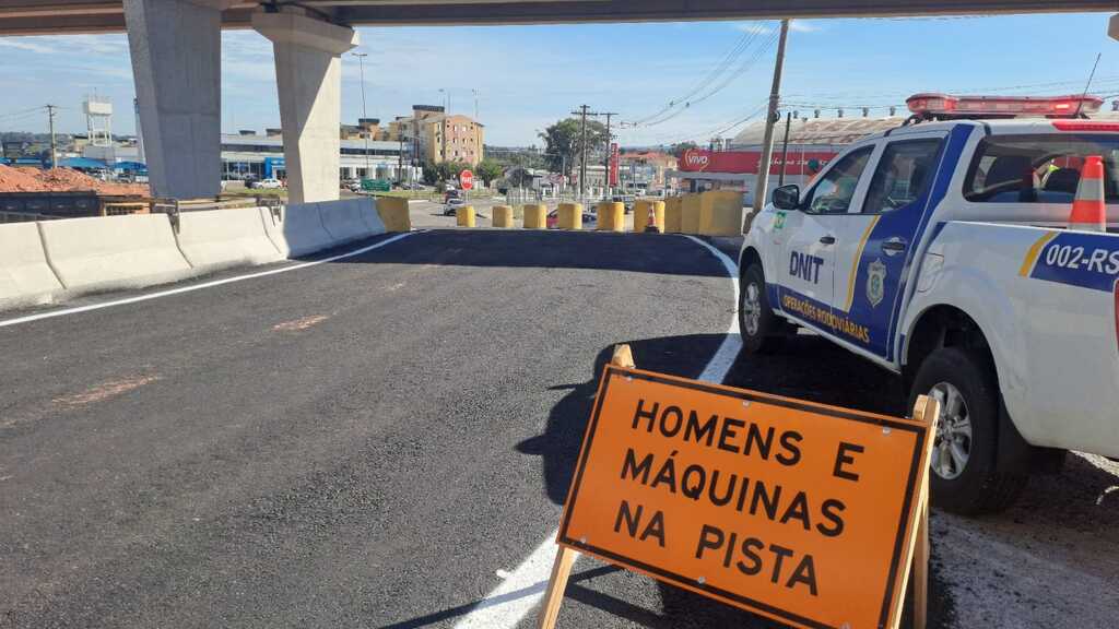 Dnit libera tráfego em pista simples sobre novo viaduto da rotatória do Trevo da Uglione