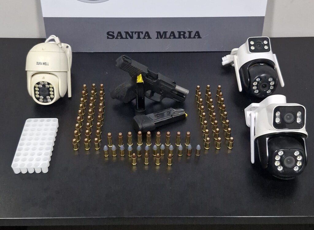 Homem é preso com pistola e dezenas de munições após perseguição policial em Santa Maria
