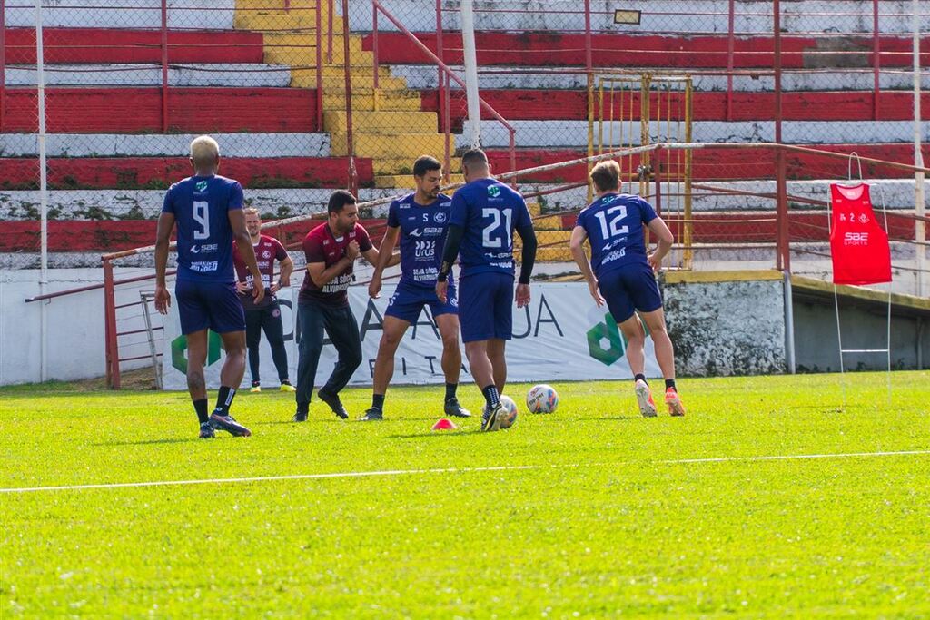 título imagem Inter-SM estreia na Divisão de Acesso neste sábado