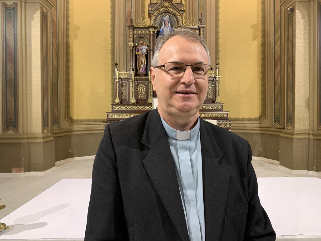 Primeiro bispo brasileiro nomeado por papa Leão 14 trabalha em Santa Maria