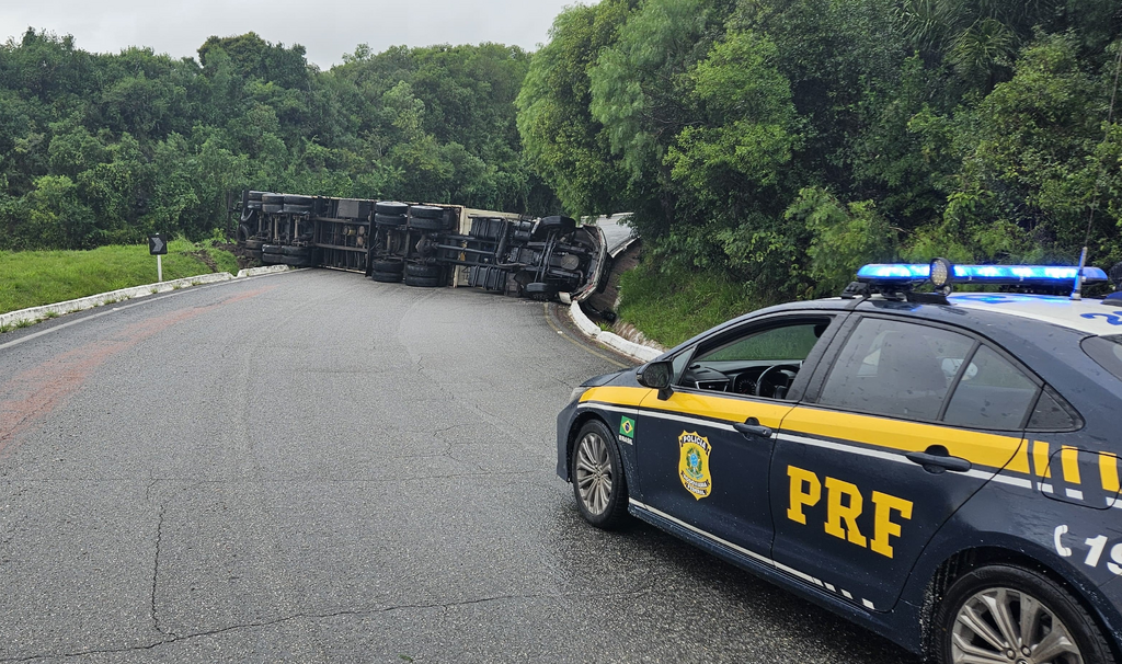 Foto: Polícia Rodoviária Federal (PRF) - 