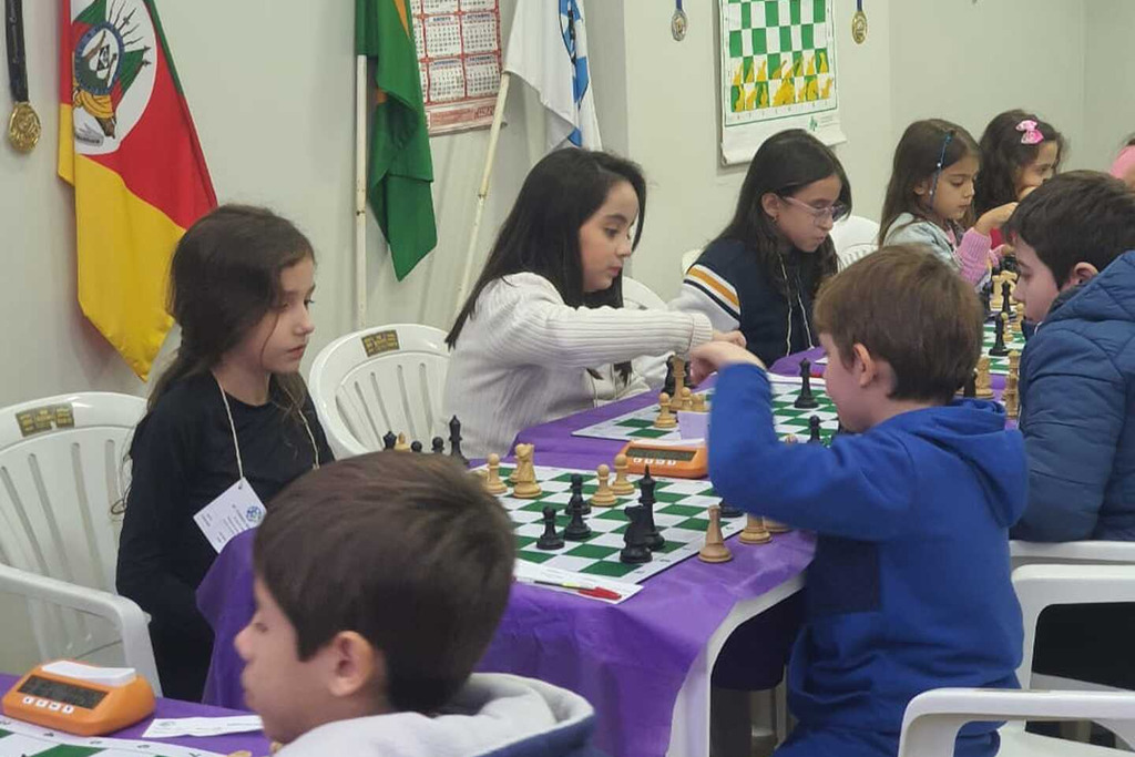 Conheça as crianças de Santa Maria que se desafiaram no 36º Torneio de Xadrez XEK