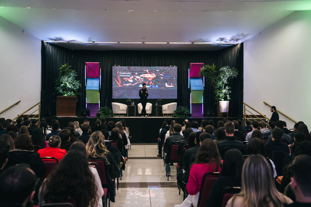 Fórum Lead Up 2025 ocorre neste sábado em Santa Maria