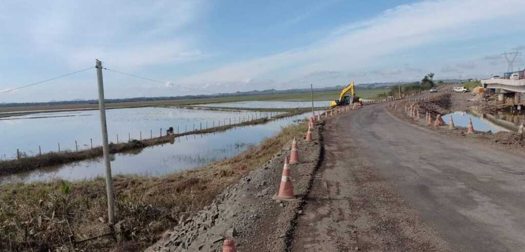 título imagem Desvio sobre o Rio Toropi terá bloqueio total nesta quinta-feira; confira horários