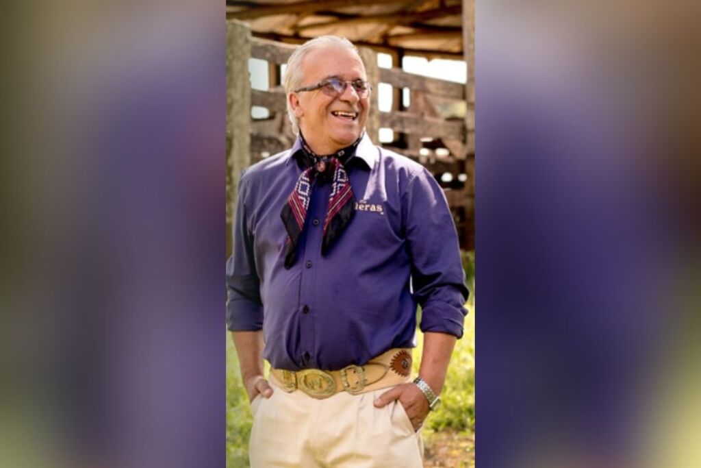 Vocalista da banda tradicionalista 'Os Qüeras' morre no palco durante baile em Caxias do Sul