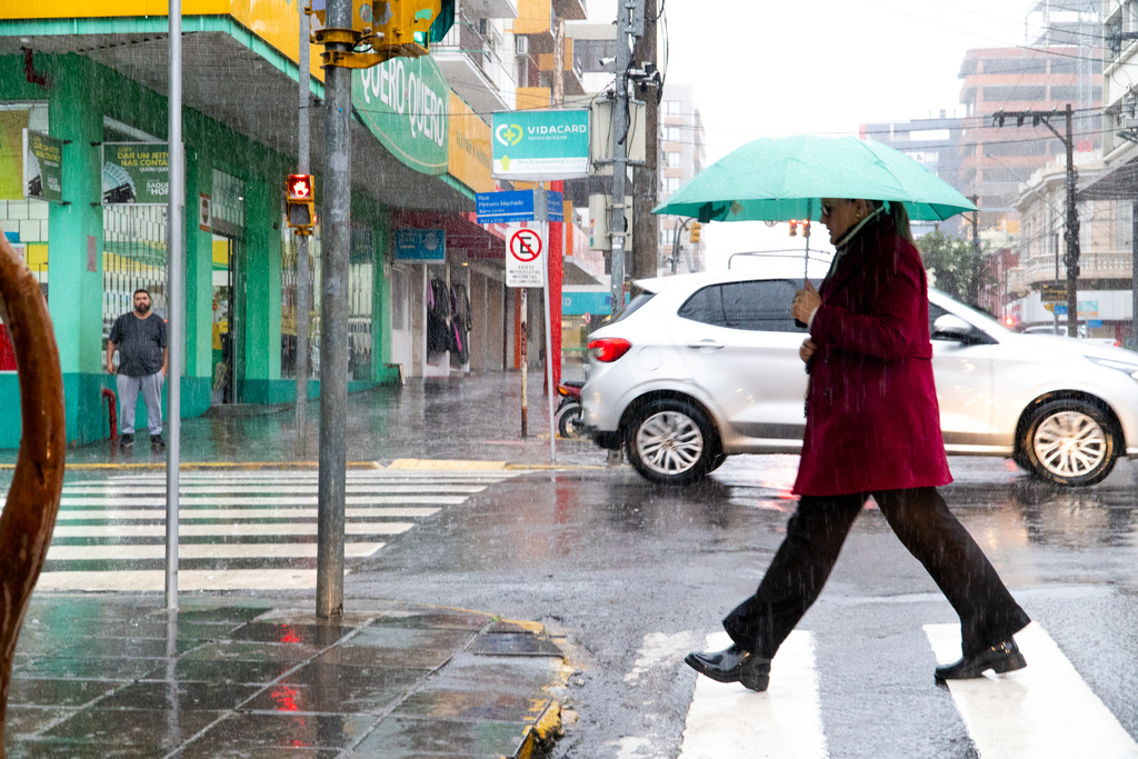 Semana será de chuva volumosa e acumulados podem alcançar os 250 mm até sexta