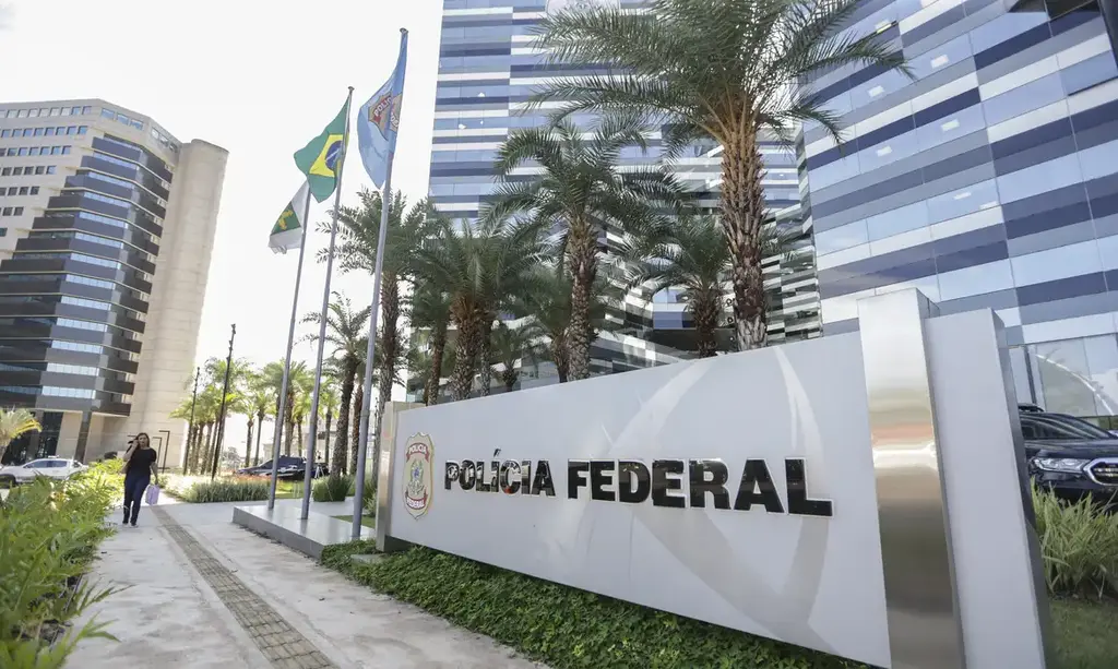 título imagem Inscrições para concurso da Polícia Federal terminam nesta terça-feira