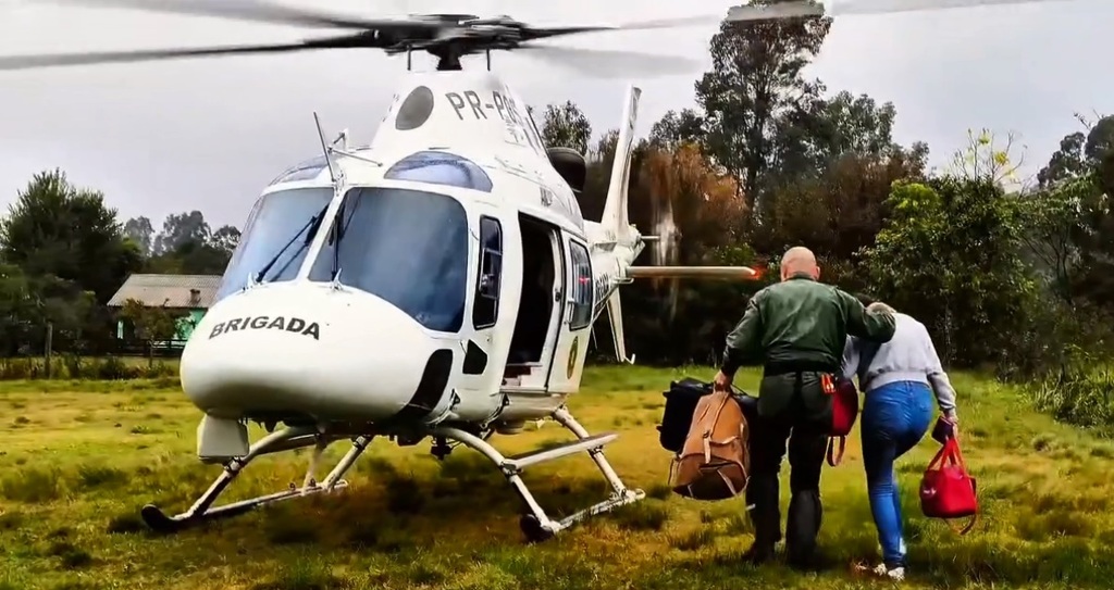 Brigada Militar faz resgate aéreo de gestante em situação de emergência em Mata