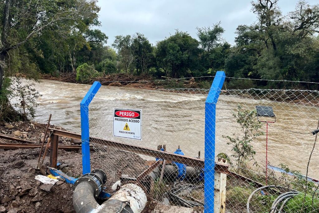 Foto: Tales Trindade (Diário) - Segundo a companhia, foi construída uma nova adutora para aumentar a capacitação de água.