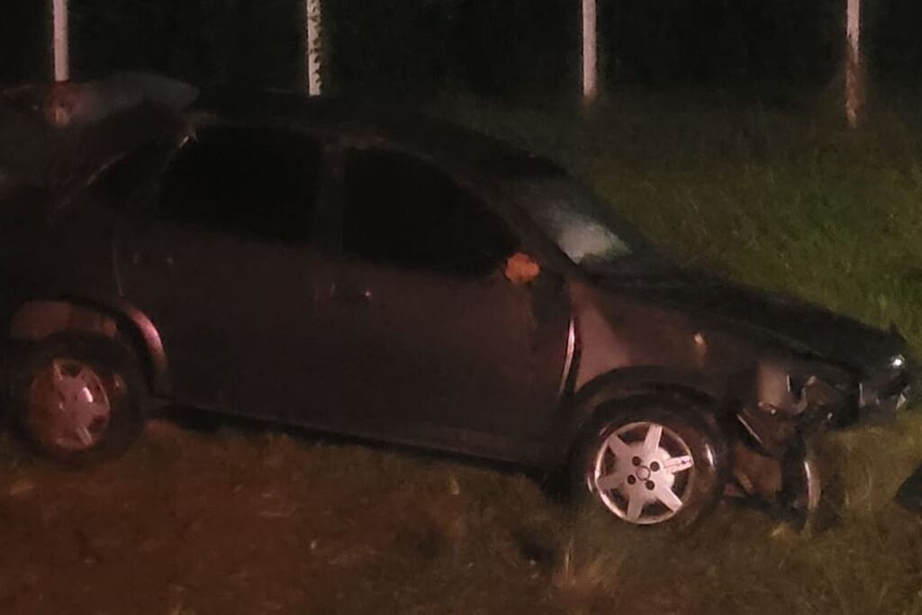 Uma mulher morre e outras três pessoas ficam feridas em acidente na BR-290, em Santa Margarida do Sul