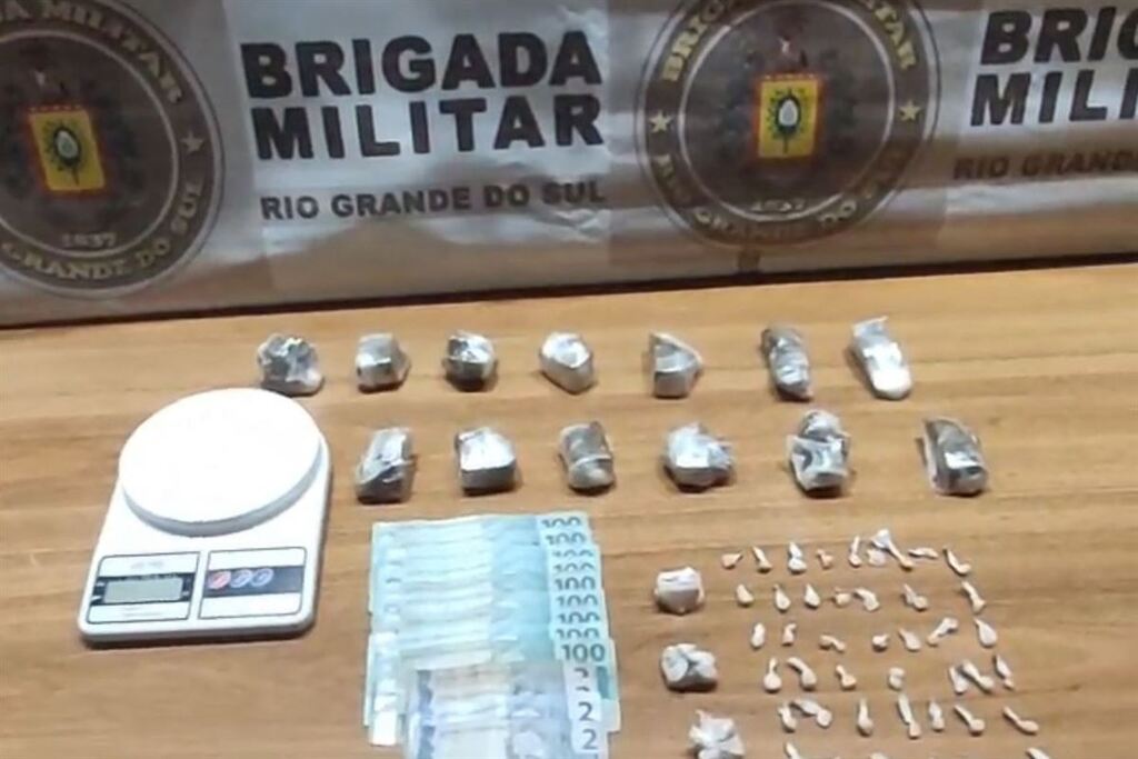Em Santa Maria, mulher é presa por tráfico de drogas